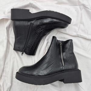 NEW Topshop Kai Zip Side Flat Boot chelsea Black size 37 US 6